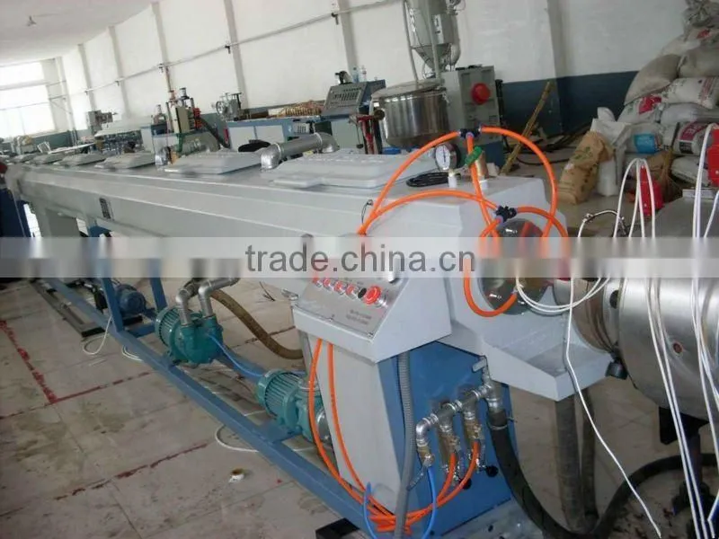 PE pipe extrusion line with marking lines
