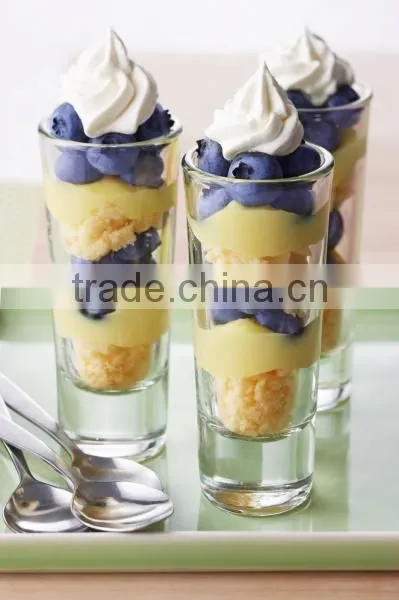 Cocktail dessert shot glass welcomed