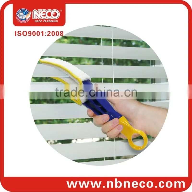 Microfiber blind duster