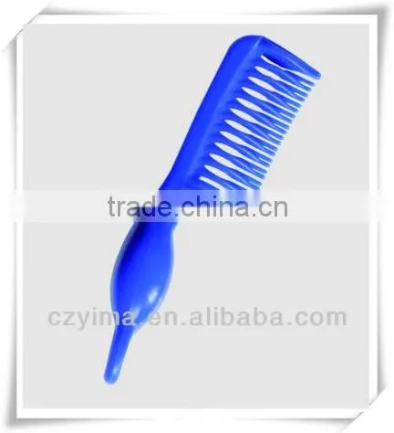 Plastic horsehead mane comb for cleaning