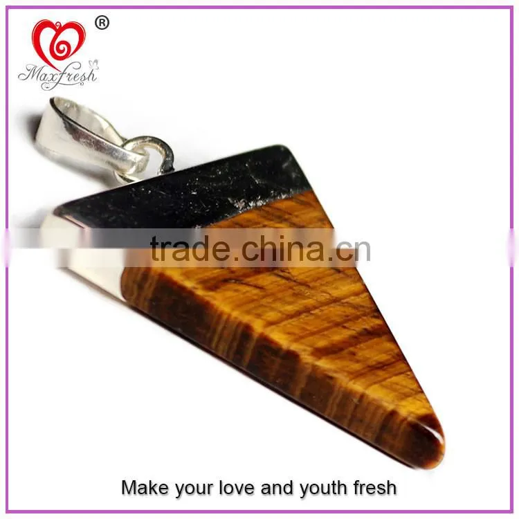Natural Quartz Different Kinds Crystal Point Pendant for Necklace Natural Crystal Stone Pendant Design Mixed Triangle Stone
