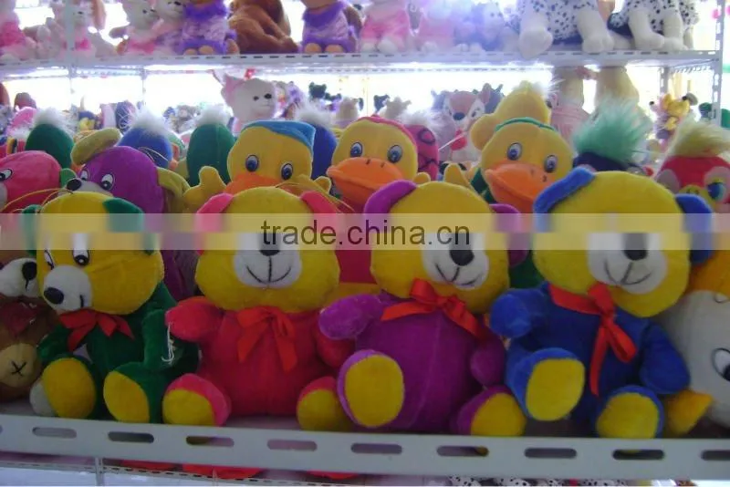 cheap and nice white plush valentine teddy bear toys with green wings