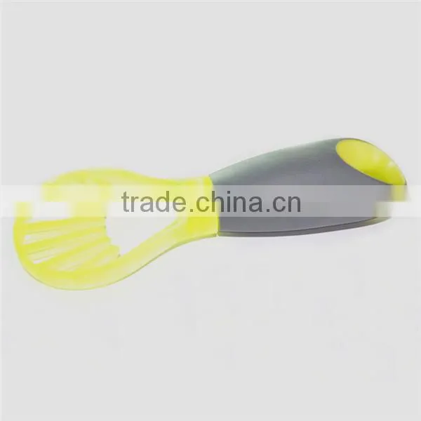 Amazon hot selling multifunctional plastic avocado cutter pitter