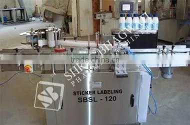 Automatic Self Adhesive Vertical Bottle Sticker Labelling Machine