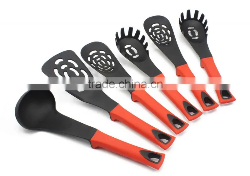 Full Certificate Kitchen Utensil Importers with PP Handle