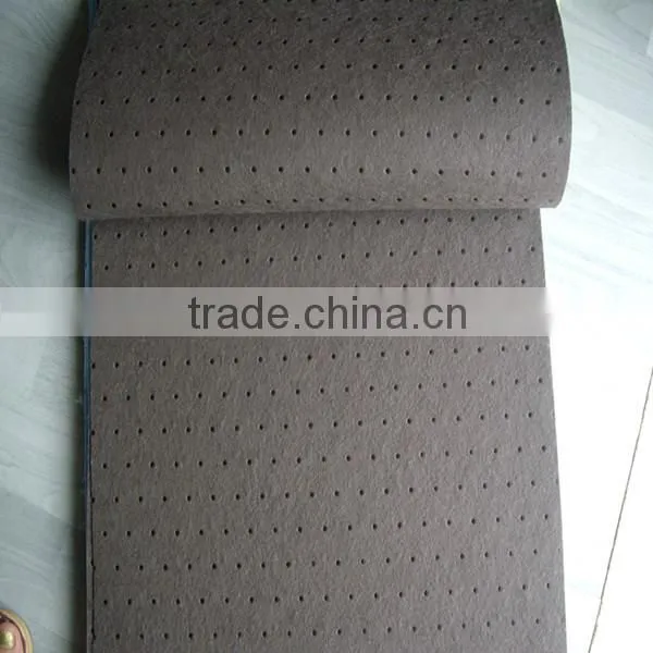Universal absorbent roll/blanket