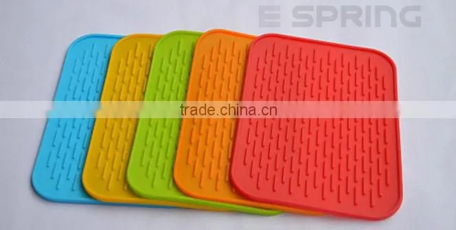Heat Resistant Water Proof Non Slippery Silicone Dining Table Mat