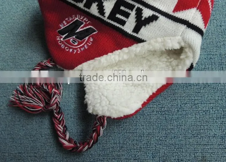 Wholesale Winter Knitted Earflap Hat with Ball Top Snowflake Pattern in China