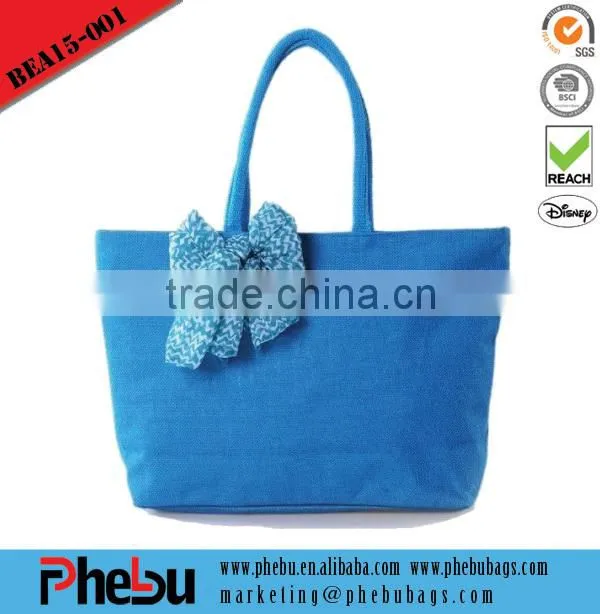 Beach tote bag with metal handles