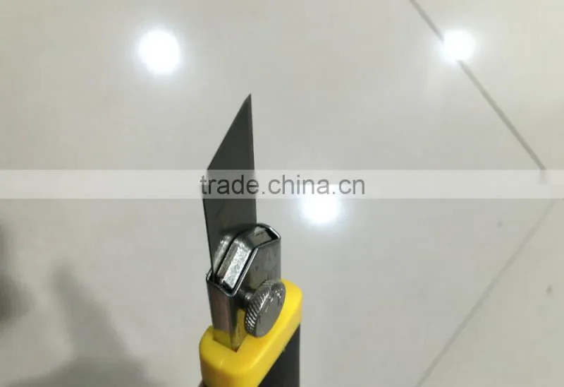 Berrylion Utility Knife with 3 blades Sharp Utility Knife