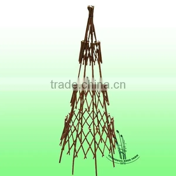 Top quality willow obelisk