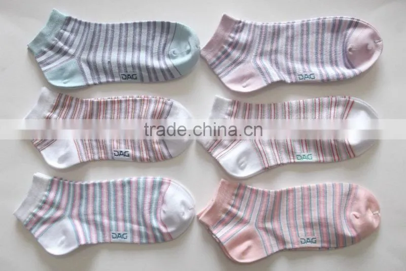 Cotton custom socks with logo