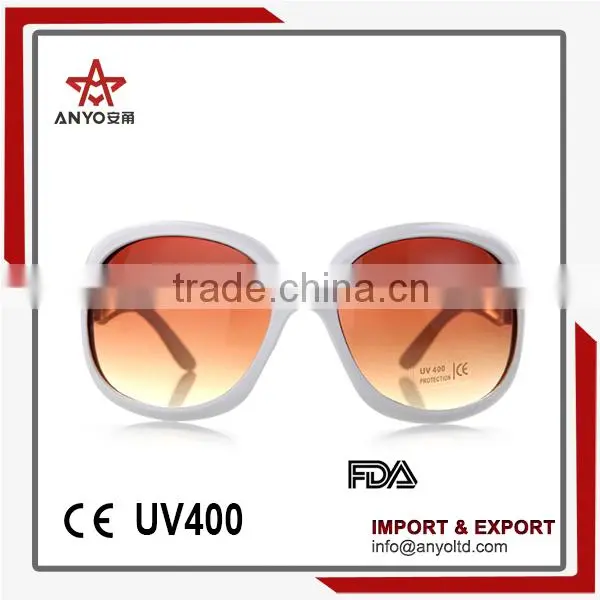 China wholesale good quality new design promotional sunglasses