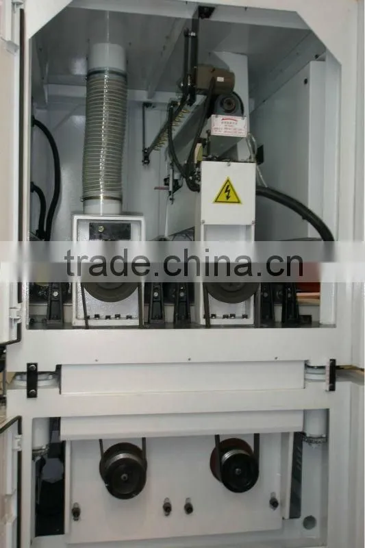 Floating painting sanding machine