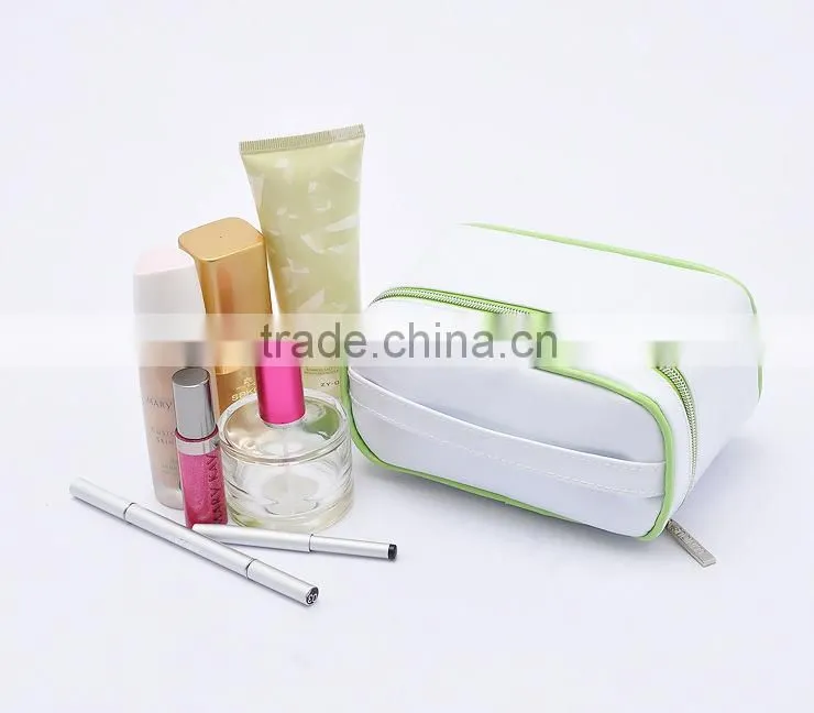 Unadorned middle soft shining corner angle PU cosmetic bag