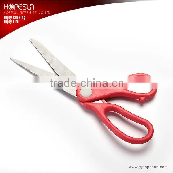 D shaped handle tree scissors