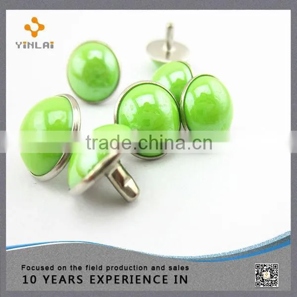Metal decorative pearl rivet