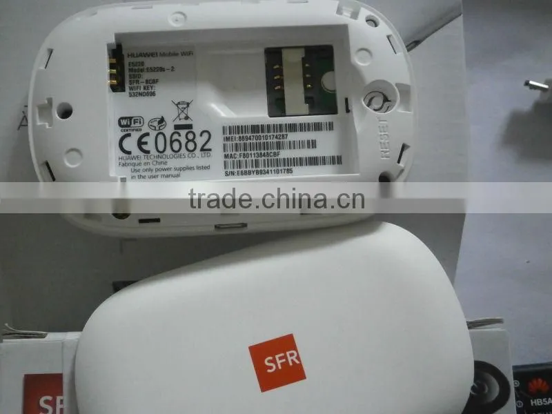 HUAWEI E5220 Mobile WiFi Hotspot