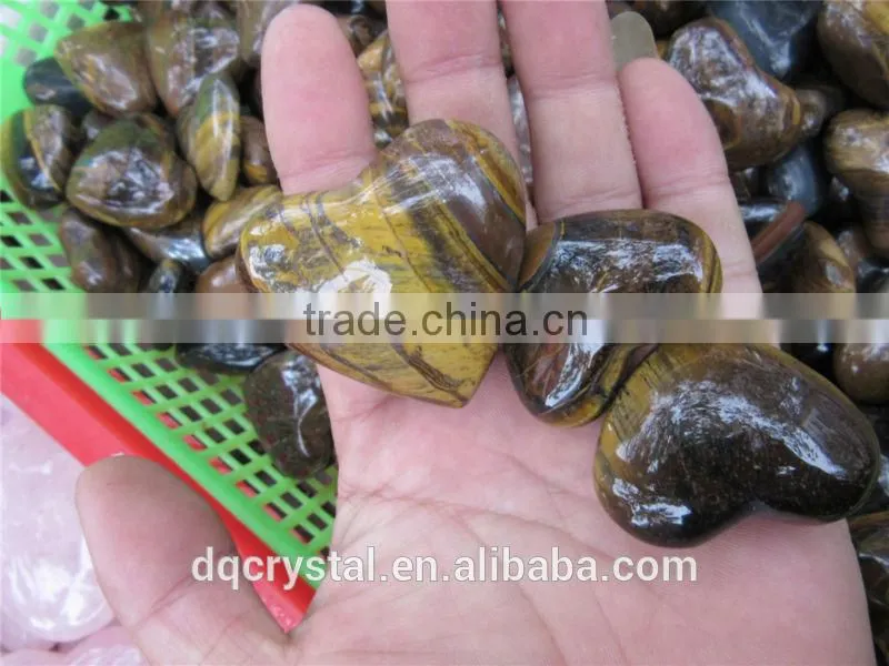 Beautiful natural crystal heart for wedding decoration