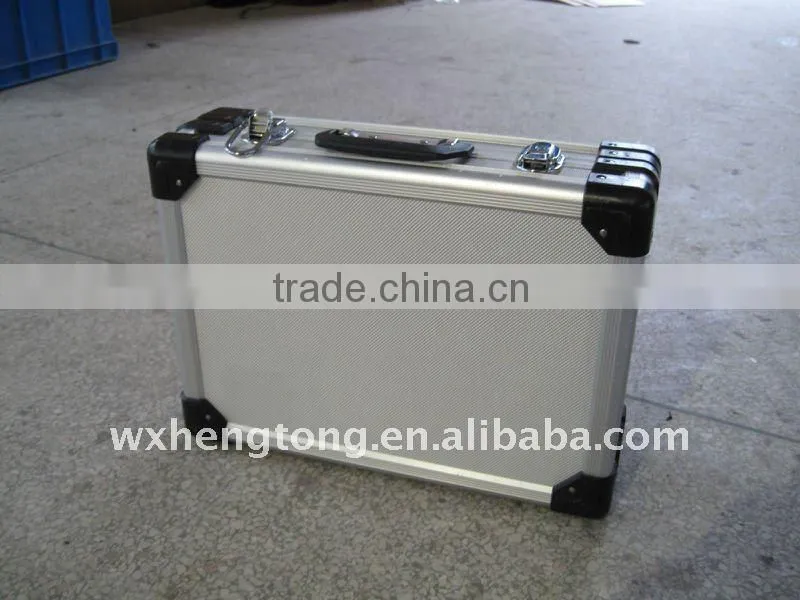 aluminum tool case with tool pallet
