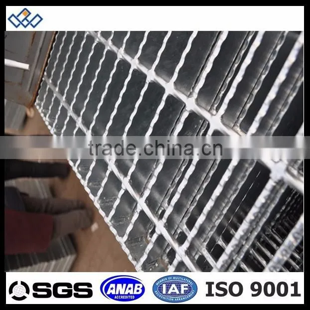 cheap price black steel serrated grating (jiuwang)