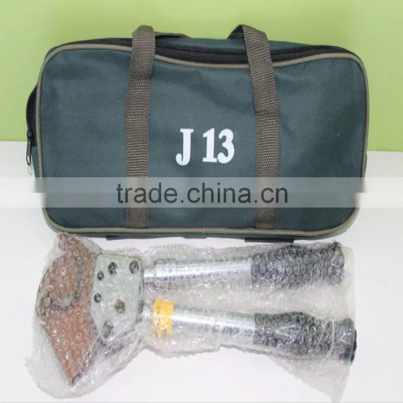 Model J13 ratchet cable cutter with manual operation