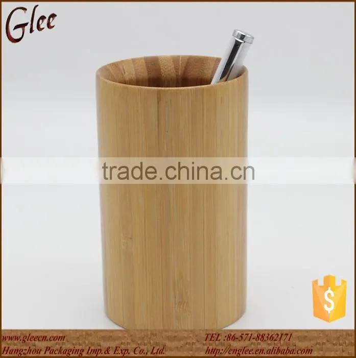 Simple handmade desktop natural color pen holder