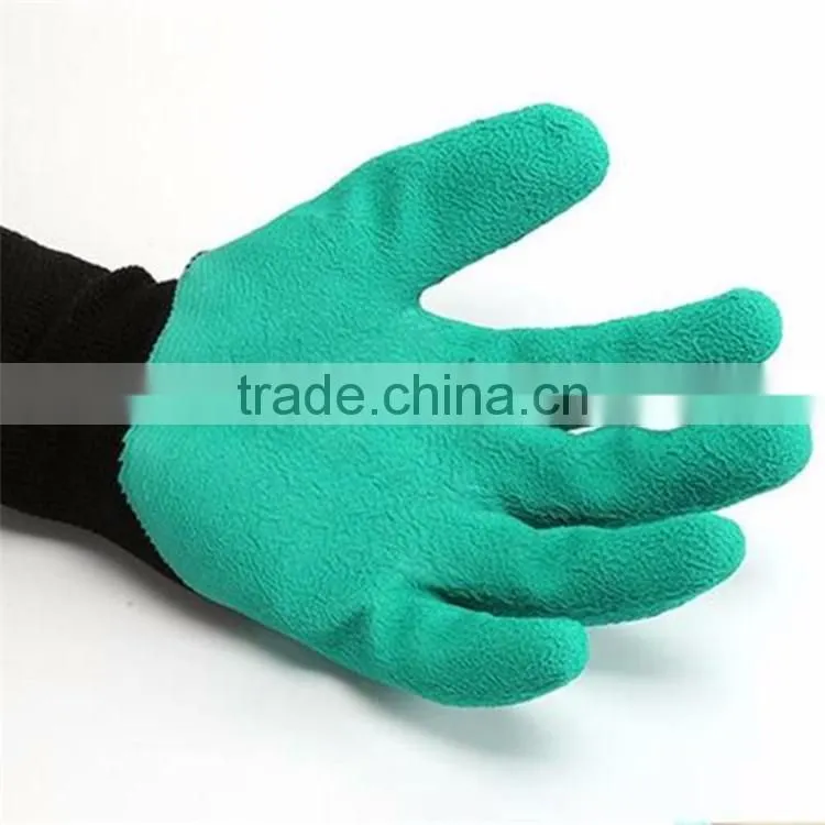 AS SEEN ON TV dig & plant garden gloves with built in claws make gardening fun & easy