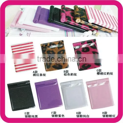Girl Compact Hand Cosmetic Pocket Mirror