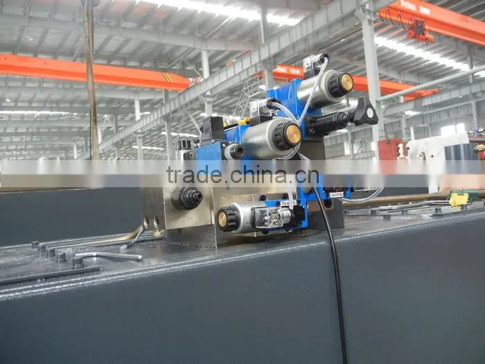 CNC hydraulic press brake, steel bar cutting and bending machine, steel round bar bending machine