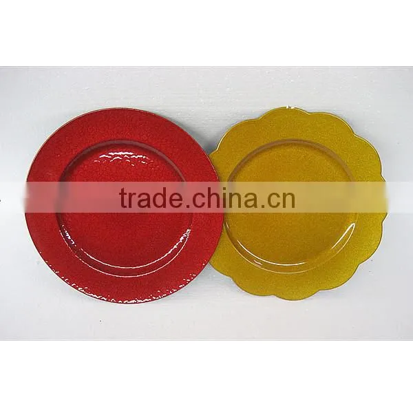 Plastic antique decorative flower under plates