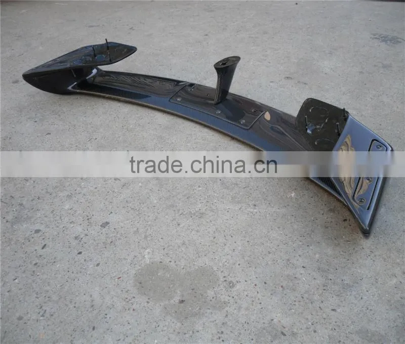 For Skyline R35 carbon fiber rear trunk spoiler