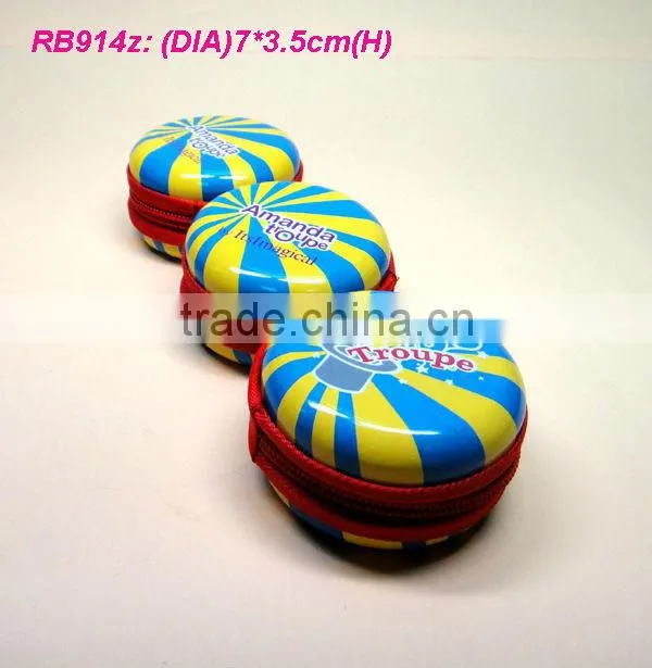round tin box with zipper