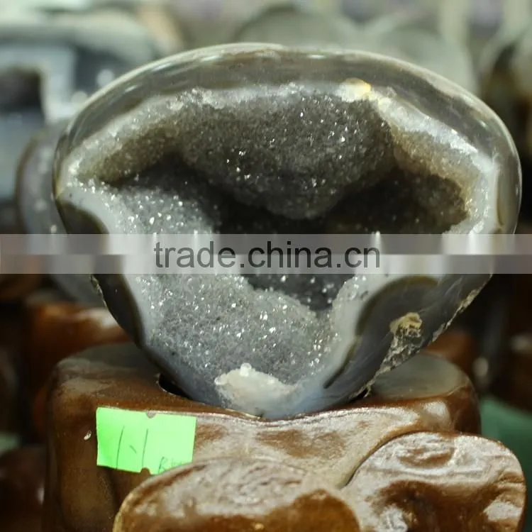 natural heart shape rock quartz agate stone geodes