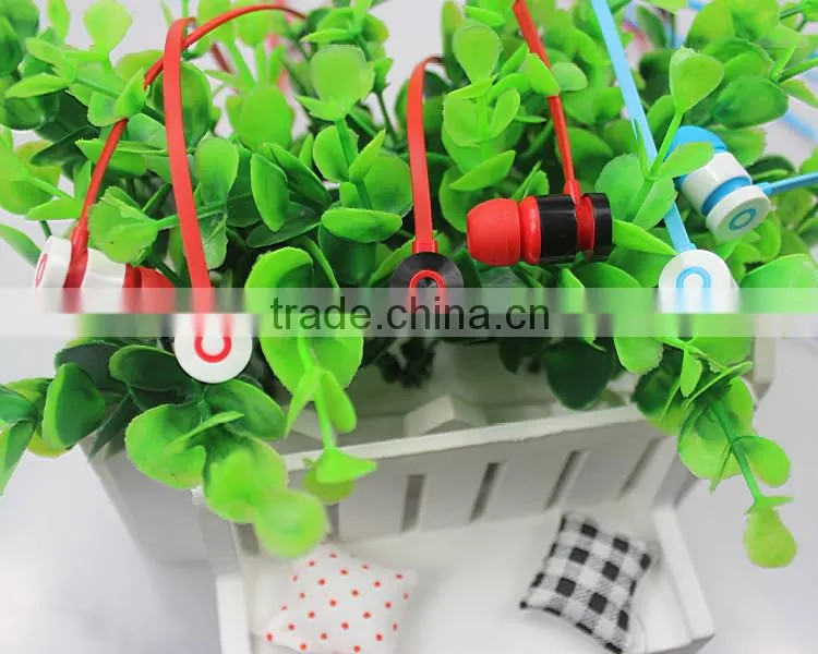 In ear earbuds with mic and customized logo for mobile phone from earphone manufacturing OEM ODM welcomed