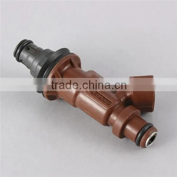 Original After market Fuel Injector For Toyota Hilux Toyota Land Cruiser 4Runner OEM 23209-62040