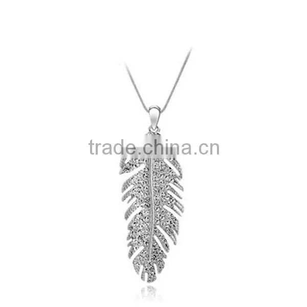 Free Shipping Fashion Crystal Leaf Pendant Necklace