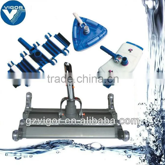 Swimming pool brush / pool cleaning equipment
