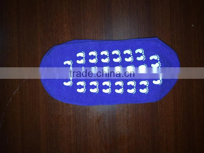 Anti-slip socks with dot