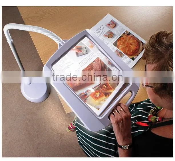 Freestanding 5x Magnifying LED Lamp/LED Lamp with magnifying