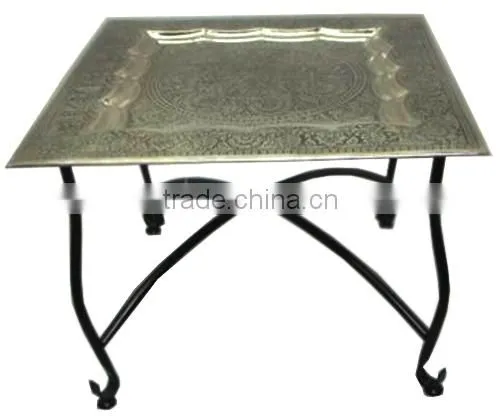 Aluminum round folding table