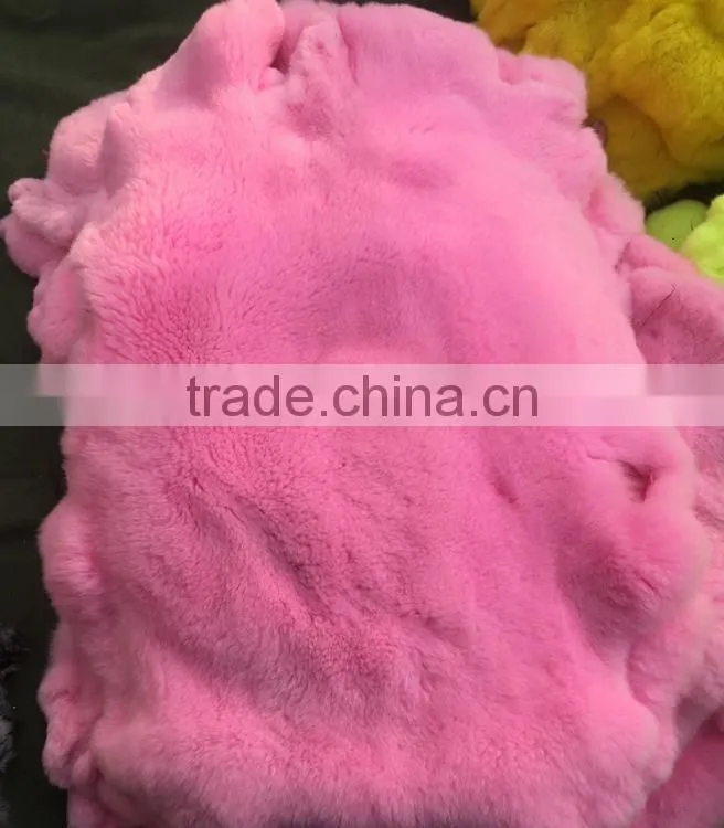 Manufacturers spot the origin of decorative fur dyeing imported rabbit skin low-cost high-quality wholesale