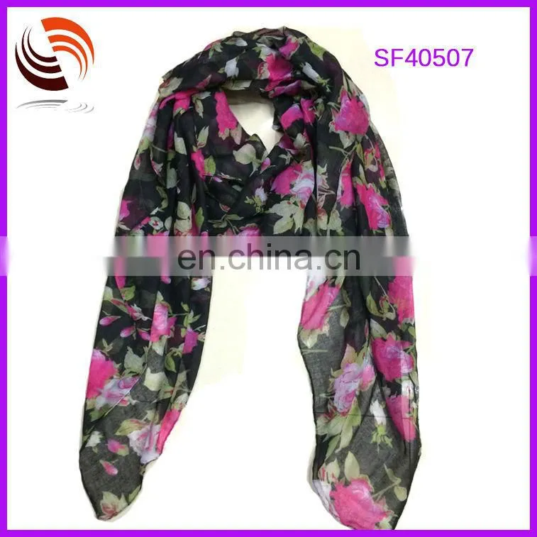Yiwu factory wholesale fashion fashion muslim women knitted flower scarf brand hijab scarf