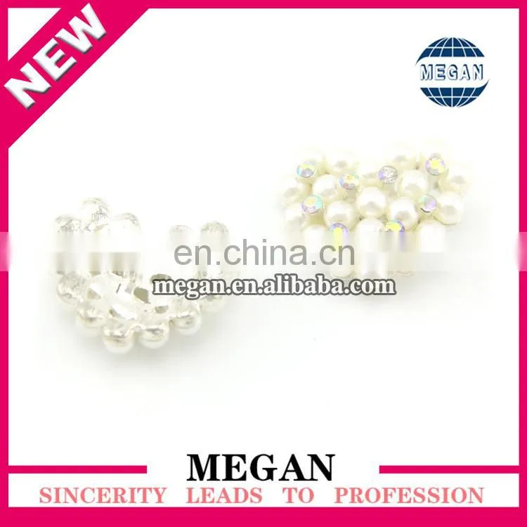 Popular Chinese knot wedding rhinestone pearl buttons in flower shape
