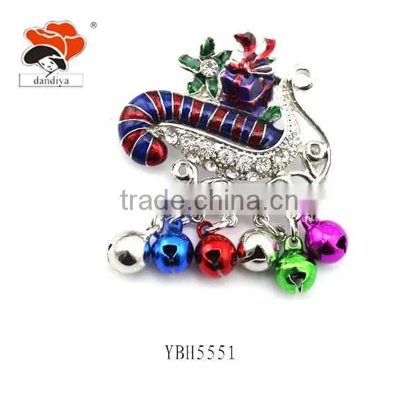 New Fashion Popular Alloy Rhinestone Excellent Christmas Promotional Items Snow Flake Brooch