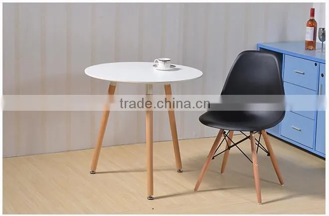 Modern round design wooden cafe table