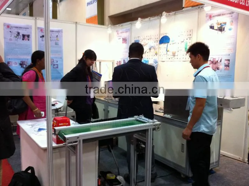 HT-WZD600fully automatic nonwoven bag making machine