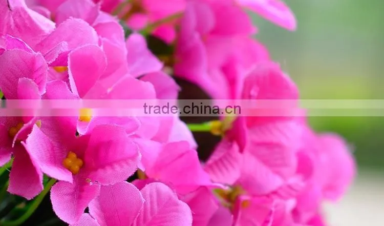 Decorative artificial flower garland for hotel