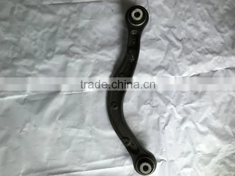 Auto spare parts LR019993 rear Air Suspension Strut auto control arm adjustable control arm for range rov.er LRO37690