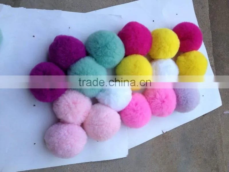 Natural Rex Rabit Fur Pompoms Wholesale Fur Pom Poms / 8cm Fur Ball Keychain